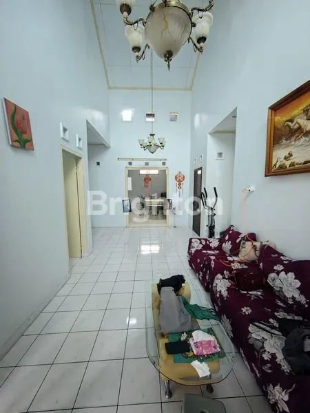 image RUMAH DIJUAL DI BALIKPAPAN BARU (2)