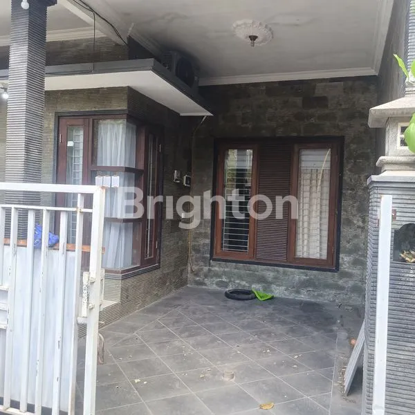 image RUMAH 2 LANTAI DEKAT KAMPUS UNUD JIMBARAN BALI (3)