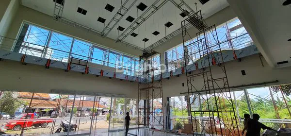 image GEDUNG KOMERSIAL STRATEGIS PINGGIR JALAN UTAMA (8)