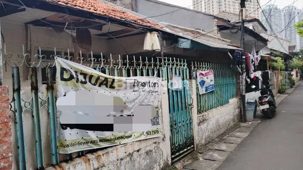 image RUMAH TUA JUAL TANAH TANJUNG DUREN JAKARTA BARAT (1)
