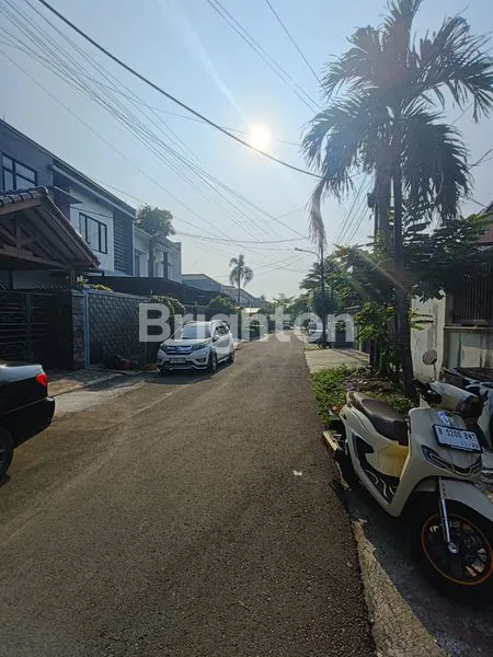 image RUMAH MERUYA (4)