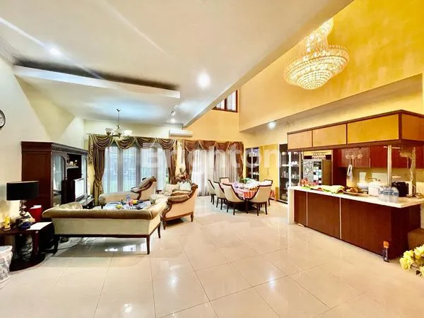 image RUMAH MEWAH MENTENG JAKARTA PUSAT (2)