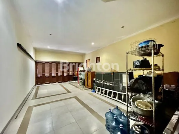 image RUMAH MEWAH MENTENG JAKARTA PUSAT (3)