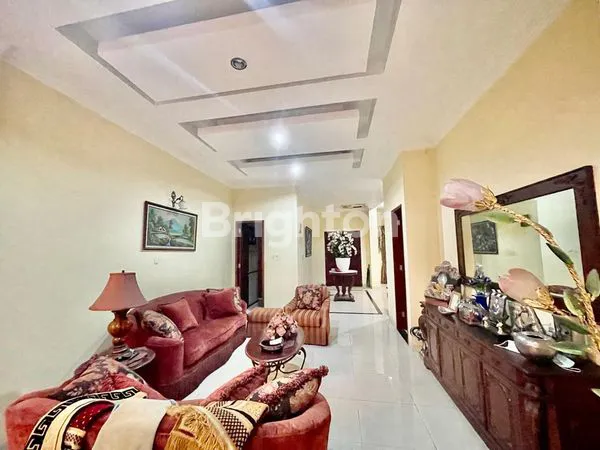 image RUMAH MEWAH MENTENG JAKARTA PUSAT (4)