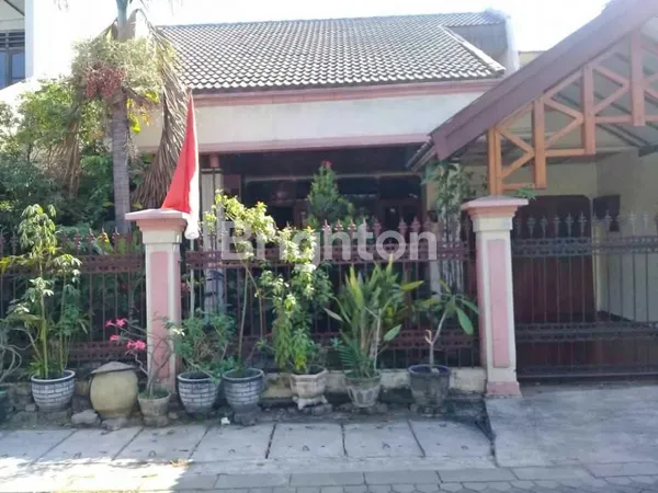 image RUMAH KETINTANG STRATEGIS DEKAT UNESA DAN RAYA A YANI  (1)