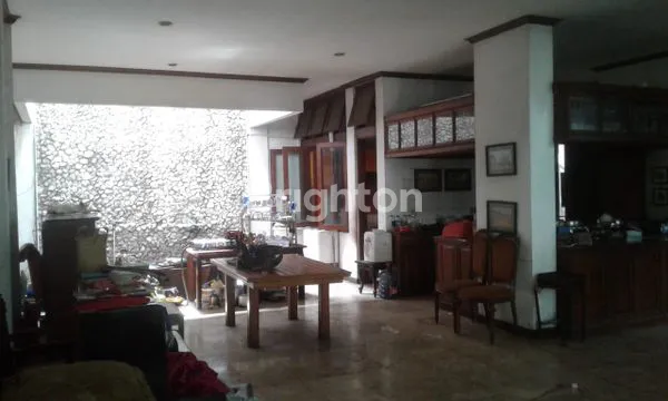 image RUMAH HOOK DI BINTARO PINGGIR JALAN UTAMA SIAP HUNI (3)
