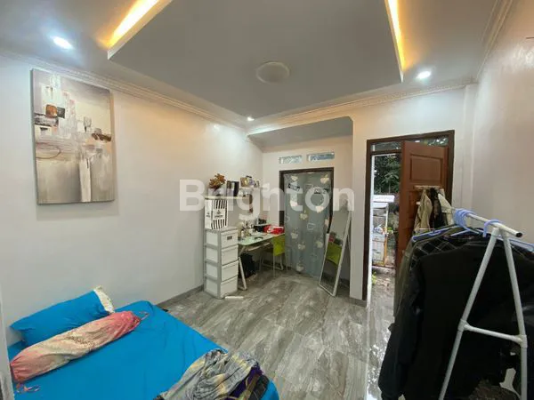 image RUMAH MEWAH MINIMALIS DI CIWASTRA (2)