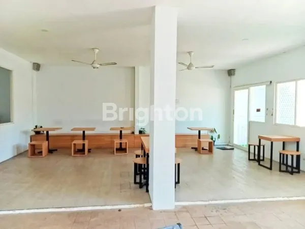image RUMAH USAHA TENGGILIS MEJOYO SANGAT STRATEGIS SELANGKAH KAMPUS UBAYA  (4)