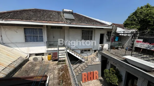 image JUAL RUMAH JALAN SUPRATMAN BANDUNG (4)