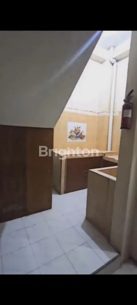 image RUMAH 2 LANTAI SIAP HUNI DI PERUM GENTAN (6)