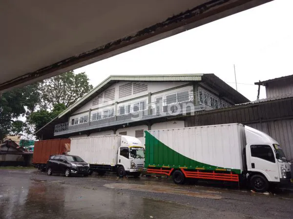 image DISEWA GUDANG STRATEGIS DAN SIAP PAKAI DIDAERAH CILENGSI DI CIBUBUR  (4)