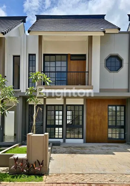 image RUMAH MEWAH DI BATAM (1)