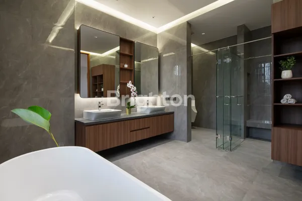 image RUMAH BARU, MEWAH DAN NYAMAN POSISI HOOK DI KEMANG, JAKARTA SELATAN (8)