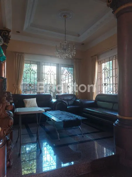 image LANGKA DIJUAL CEPAT RUMAH MEWAH DI AREA PRIME LOCATION RENON DEKAT KANTOR IMIGRASI  (6)