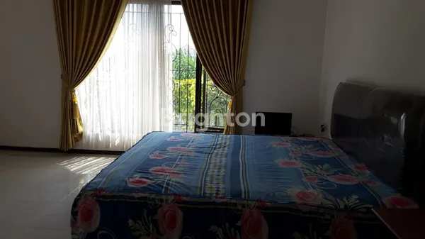 image DIJUAL CEPAT RUMAH MEWAH DI NIRWANA EXECUTIVE SURABAYA (8)