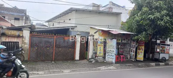 image RUMAH KLASIK DI KEMANDORAN JAKARTA SELATAN (2)