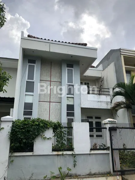 image HUNIAN MODERN LOKASI PREMIUM HANYA SELANGKAH DARI MALL PURI INDAH. RUMAH TINGGAL 126 M2 DI TAMAN VILLA MERUYA (1)