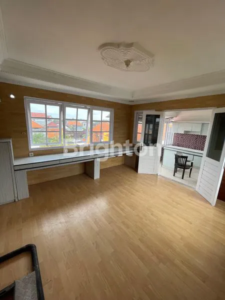 image RUMAH 3 LANTAI  DI KAWASAN STRATEGIS JIMBARAN (1)