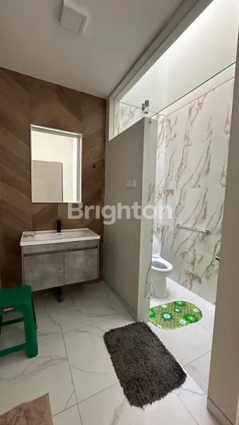 image RUMAH MEWAH 2 LANTAI SIAP HUNI DEKAT BINUS ARAYA MALANG (8)