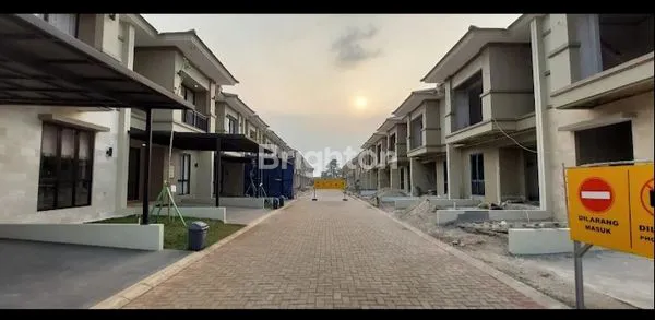 image RUMAH KAWASAN HIJAU DEKAT JAKARTA SELATAN (8)