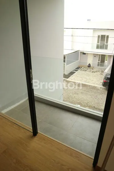 image RUMAH BARU WIYUNG DIAN ISTANA (6)