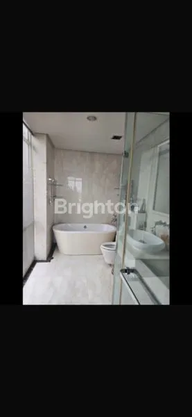 image APARTEMENT ADHIWANGSA DI ATAS MALL LENMARC LOKASI BAGUS DAN VIEW GOLF DEKAT DENGAN PAKUWON MALL  (6)