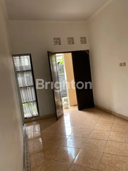 image DISEWAKAN RUMAH AREA UBUNG DENPASAR UTARA (8)