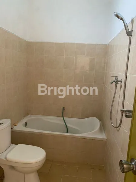 image DISEWAKAN RUMAH AREA UBUNG DENPASAR UTARA (6)