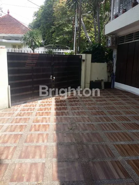 image RUMAH HOOK DI DAERAH GUNUNG-GUNUNG (2)