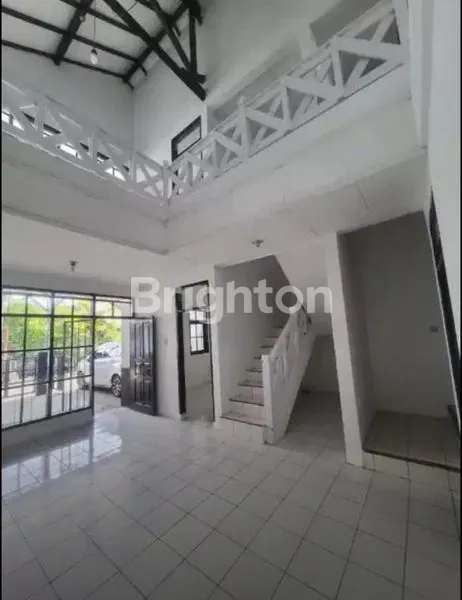 image RUMAH SIAP HUNI DI JALAN AQUARIUS PERUMAHAN TURANGGA BANDUNG DENGAN SHM, AKSES MUDAH DAN LOKASI STRATEGIS (1)