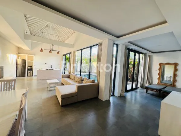 image VILLA CANTIK SIAP HUNI DI LOKASI STRATEGIS BATUBELIG, DEKAT SEMINYAK & CANGGU DENPASAR BADUNG BALI  (7)