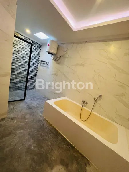image VILLA CANTIK SIAP HUNI DI LOKASI STRATEGIS BATUBELIG, DEKAT SEMINYAK & CANGGU DENPASAR BADUNG BALI  (6)