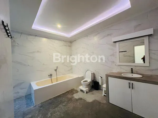 image VILLA CANTIK SIAP HUNI DI LOKASI STRATEGIS BATUBELIG, DEKAT SEMINYAK & CANGGU DENPASAR BADUNG BALI  (3)