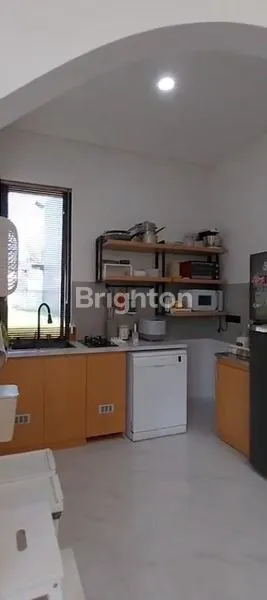 image RUMAH MINIMALIS, BRAND NEW DAN FULLY FURNISHED DI  SEKITAR BINTARO (4)