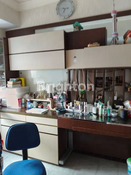 image APARTEMEN 3BR SIAP HUNI TAMAN ANGGREK (7)