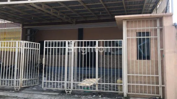 image GUEST HOUSE ATAU 2 RUKO GANDENG (1)