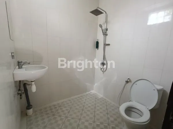 image RUMAH SEWA NON FURNISHED LINGKUNGAN TENANG KEROBOKAN (7)