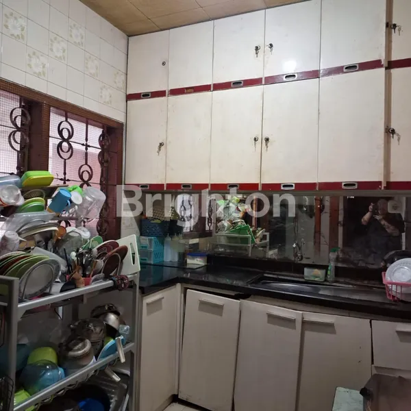 image RUMAH JALAN BLAMBANGAN  (5)