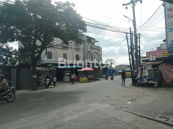 image DI JUAL RUKO 3 LANTAI DI JL KELAMBIR V TANJUNG GUSTA (3)