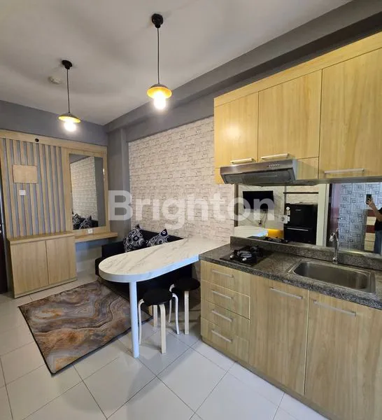 image APARTEMEN CANTIK, GUNAWANGSA MANYAR FULL FURNISHED BARU (2)