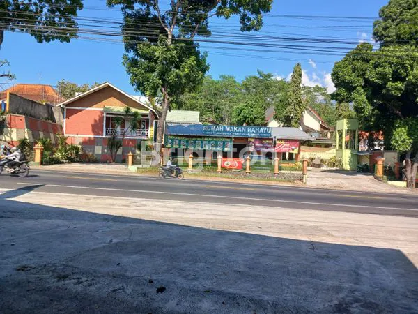 DIJUAL RUMAH DAN TEMPAT USAHA LOKASI JALAN RAYA AMPEL BOYOLALI, COCOK UNTUK USAHA RESTO WISATA