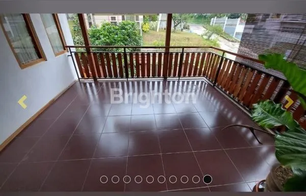 image RUMAH BERGAYA VILA DI SETIABUDI REGENCY BANDUNG (3)