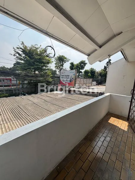 image RUKO CANTIK STRATEGIS DEKAT STASIUN DI PANCORAN JAKARTA SELATAN (6)