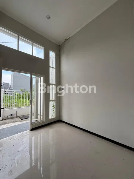 image RUMAH TINGGAL 1 LANTAI SIAP HUNI DI GUNUNG ANYAR SURABAYA TIMUR DEKAT UPN, MERR, EXIT TOL JUANDA TAMBAK SUMUR (4)