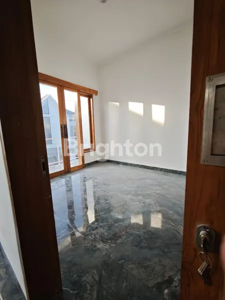 image RUMAH DI PERUM AREA UBUNG KAJA DENPASAR UTARA DEKAT TUNJUNG TUTUR, JL KERTANEGARA (3)