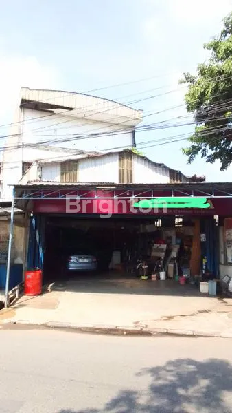 image MILIKI RUKO 3 LT  PLUS RUMAH PLUS SARANG BURUNG WALET AKTIF , BISA UNTUK TEMPAT TINGGAL DAN USAHA DI  DAERAH SOEKARNO HATTA SEMARANG (1)