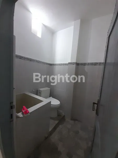 image FAJAR INDAH, COLOMADU, RUMAH SEMI FURNISH BARU RENOVASI, LOKASI NYAMAN, DAN BERSIH, AKSES JALAN 2 SIMPANG MOBIL HANYA 8 MENIT KE MANAHAN (6)