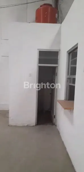 image DISEWAKAN GUDANG BESAR PARKIRAN LUAS LOKASI KARIANGAU  (6)