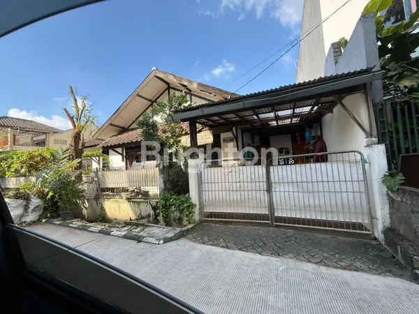 image RUMAH CANTIK DAN ASRI DI VILLA KARTINI BEKASI (1)
