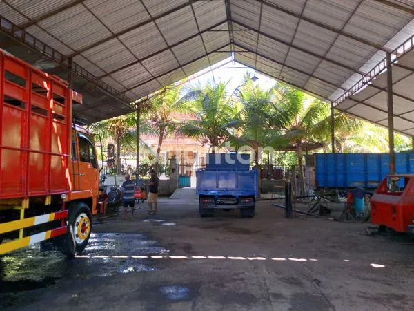 LAHAN STRATEGIS EX BENGKEL KAROSERI TRUK BONUS RUMAH DI KUBUTAMBAHAN BULELENG TIMUR